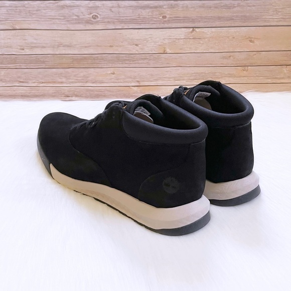 Timberland Men’s Killington Ultra Chukka Boots In Black - Picture 2 of 7